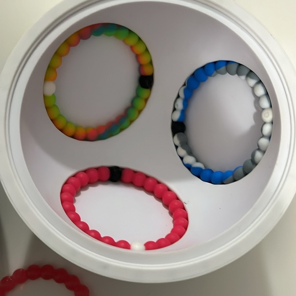 lokai Bracelet set plus extra bracelet - Picture 3 of 7